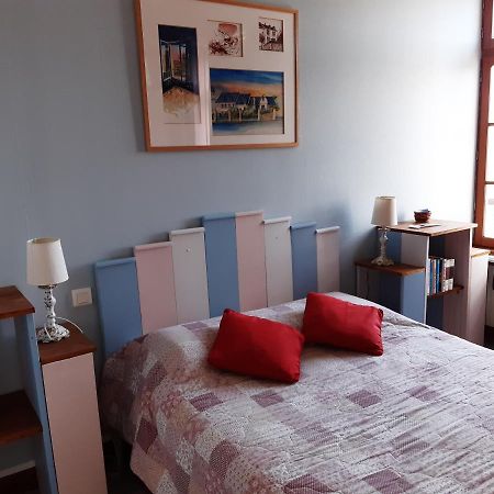 Chambres D'Hotes Sur La Courtine De Coucy Екстер'єр фото