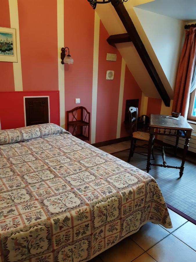 Chambres D'Hotes Sur La Courtine De Coucy Екстер'єр фото