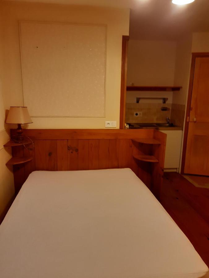 Chambres D'Hotes Sur La Courtine De Coucy Екстер'єр фото